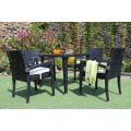 Neueste Patio Garten Ess-Set Poly Rattan Wicker Möbel mit stapelbaren Stühlen